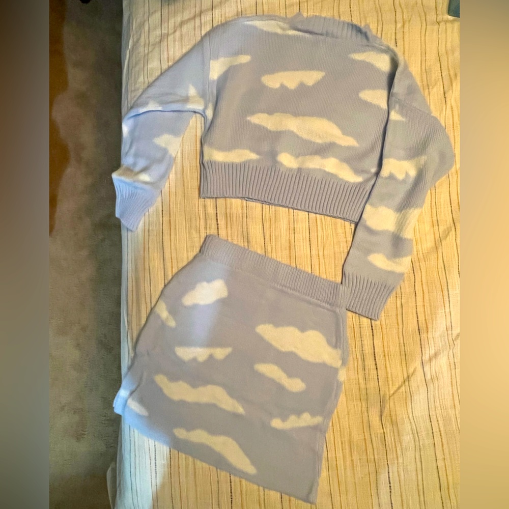 Cloud Print Knit Crop top Sweater Mini Skirt Set
